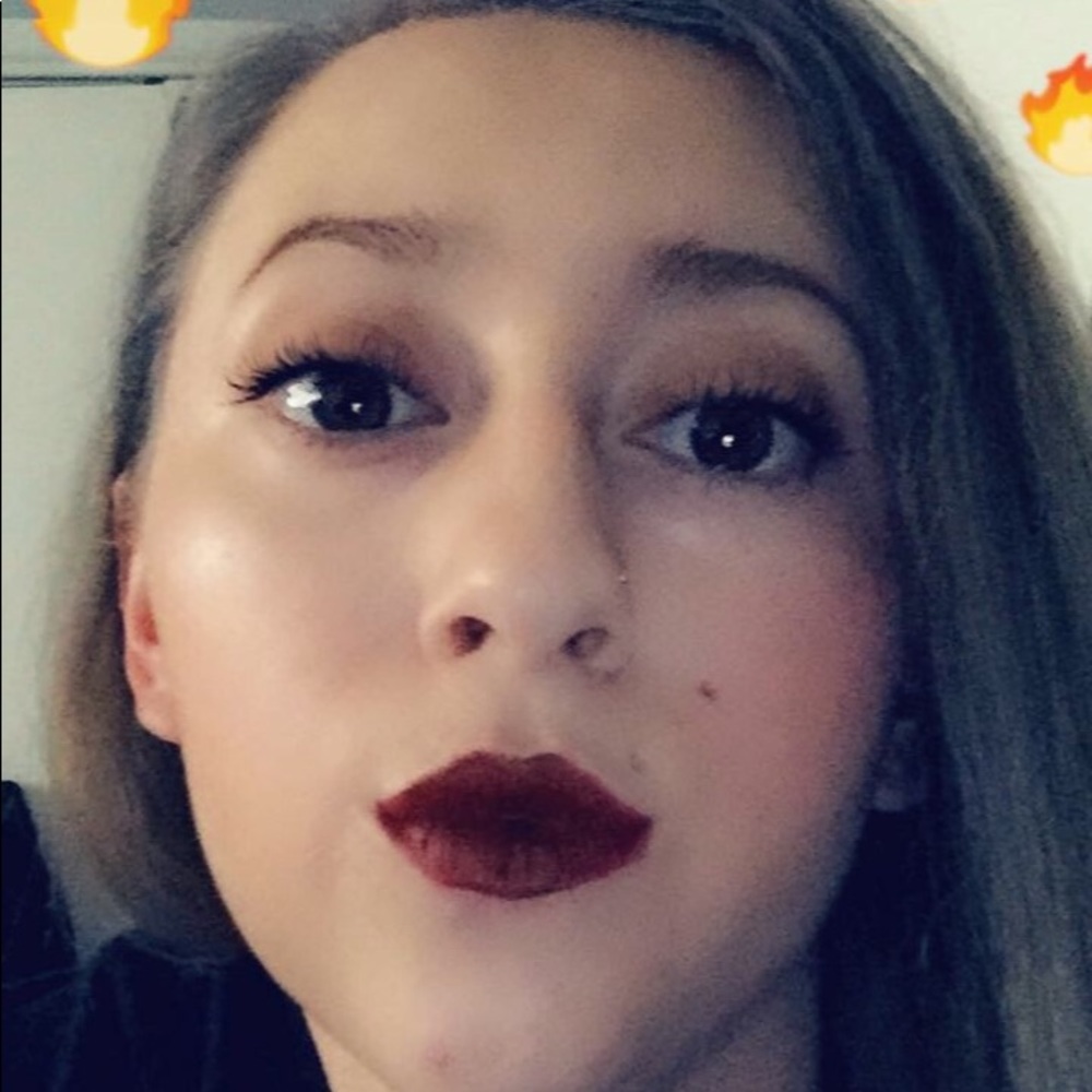 Meet your Posher, Araceli